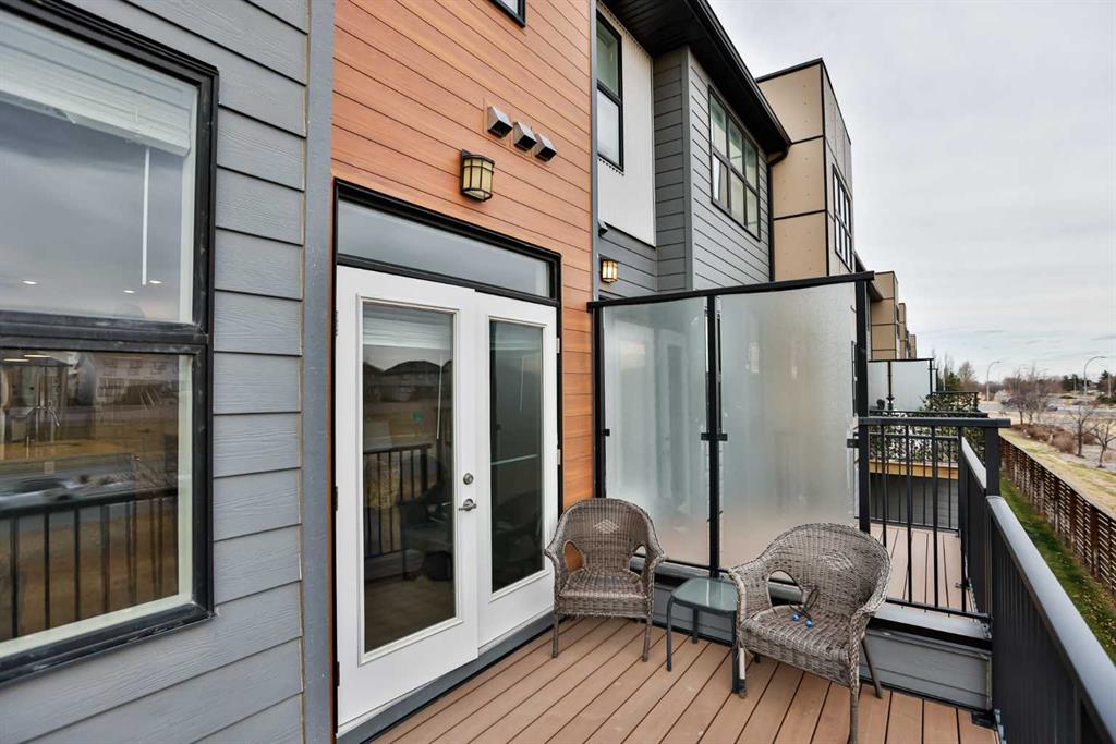 Picture for 4, 73 Aquitania Circle W