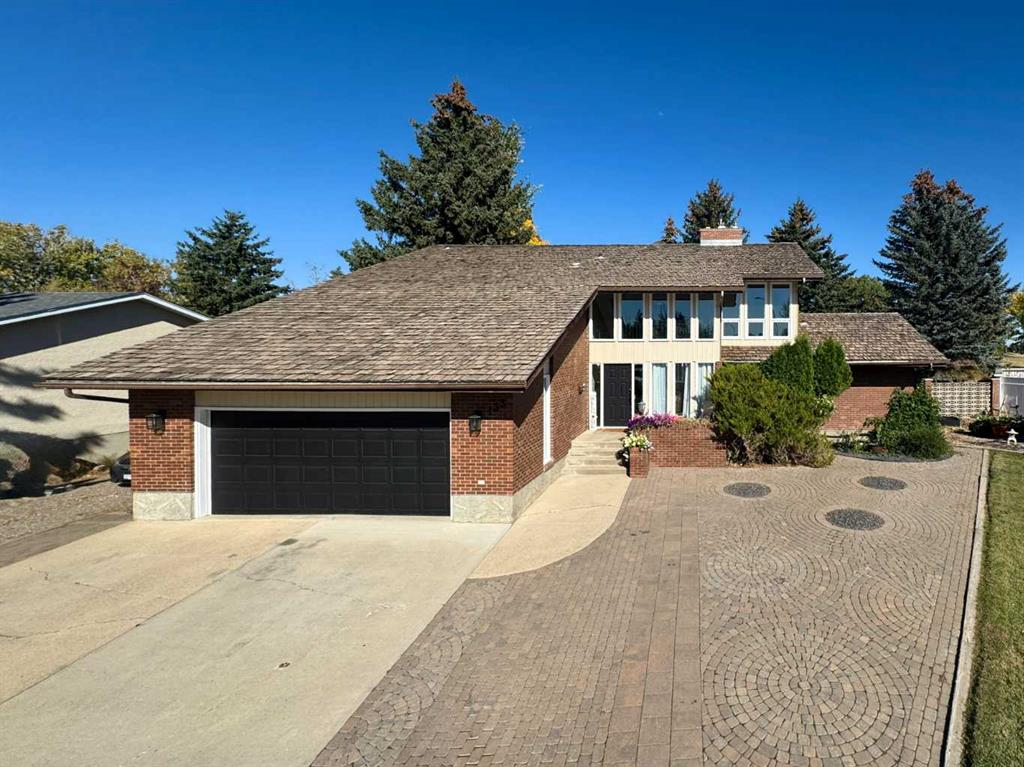 Picture for 133 Laval Court W