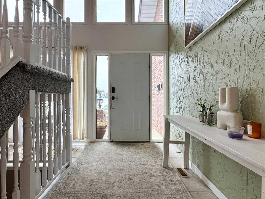 Picture for 133 Laval Court W