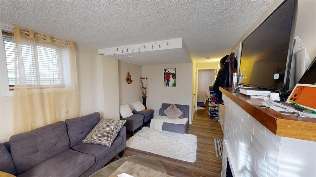 Picture for B, 1212 7 Avenue S