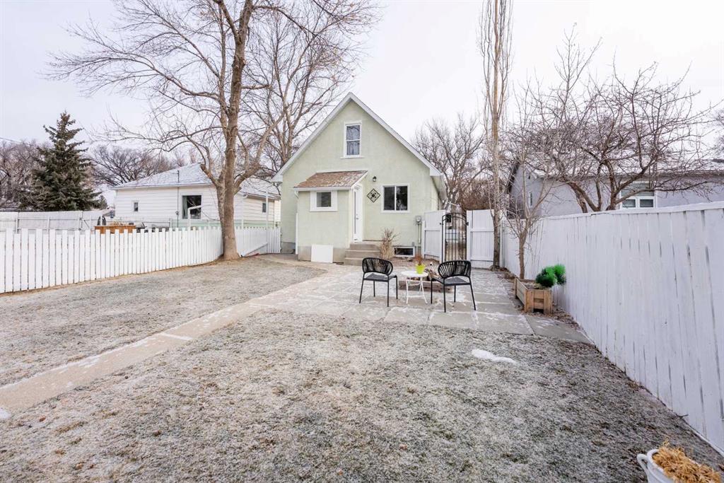 Picture for 742 12C Street N