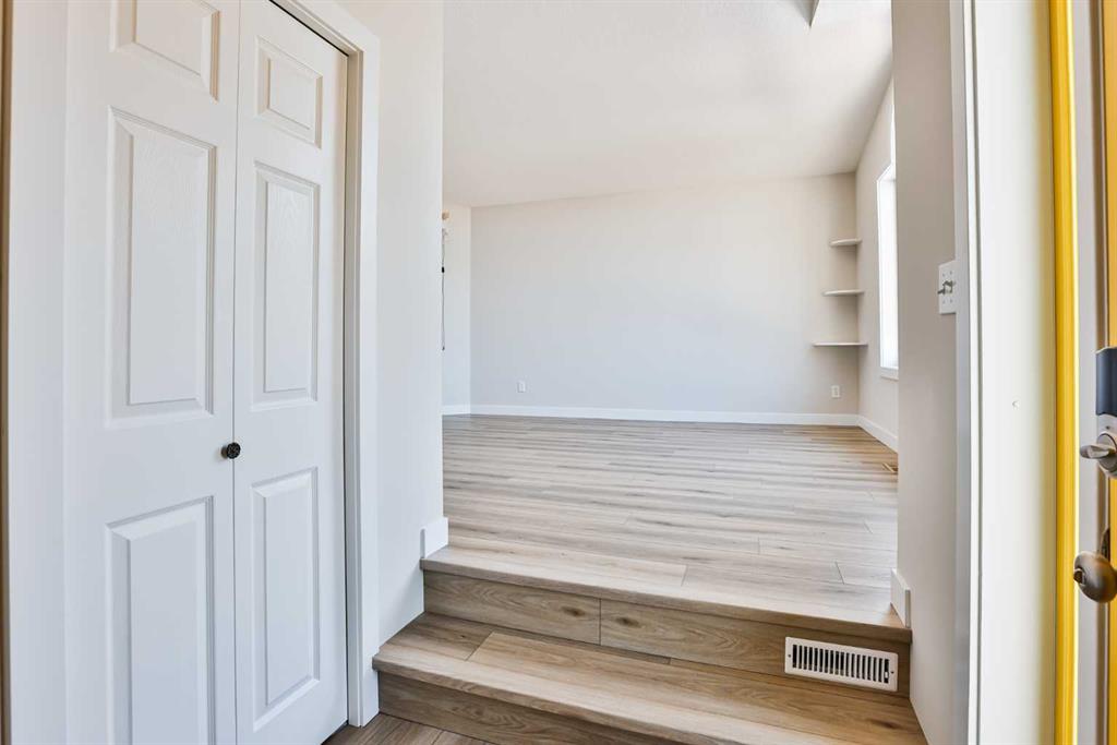 Picture for 19 Heritage Lane W