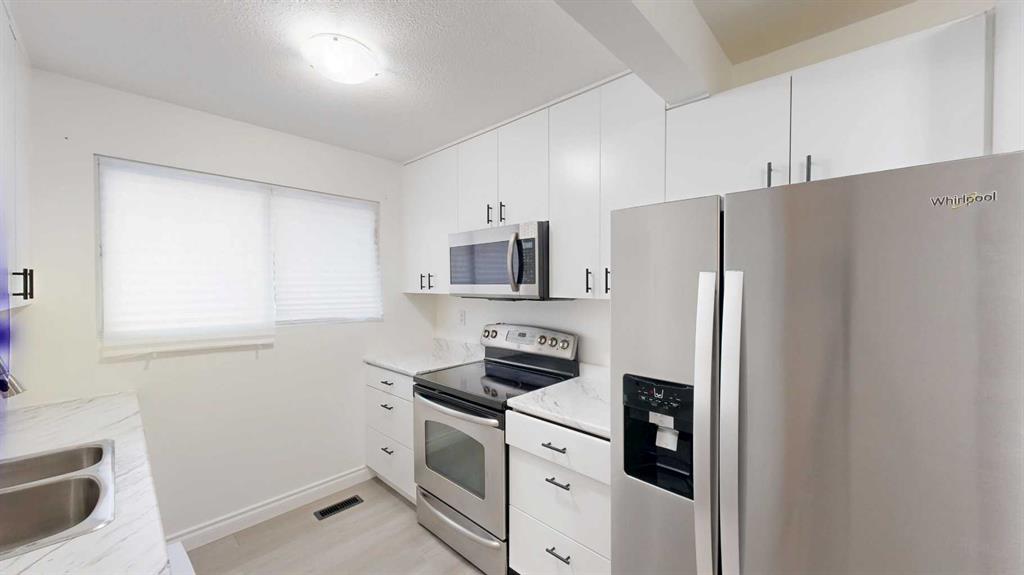 Picture for 1, 115 Lafayette Boulevard W