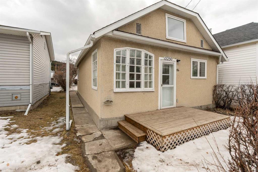 Picture for 13250 19 Avenue 