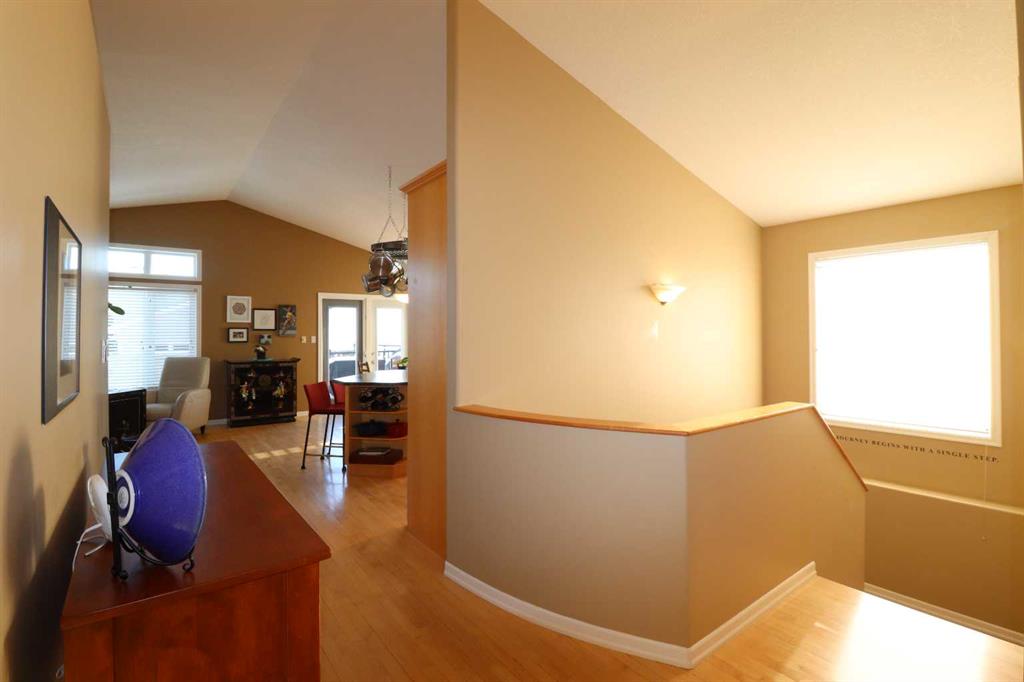 Picture for 50 Riverbrook Close W