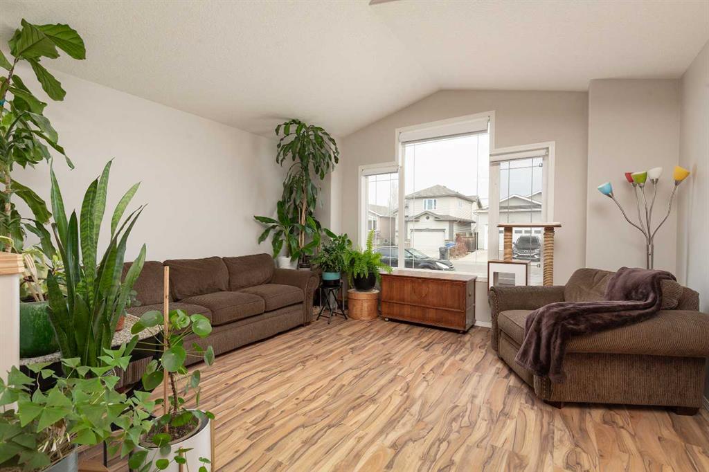 Picture for 140 Blackfoot Circle W