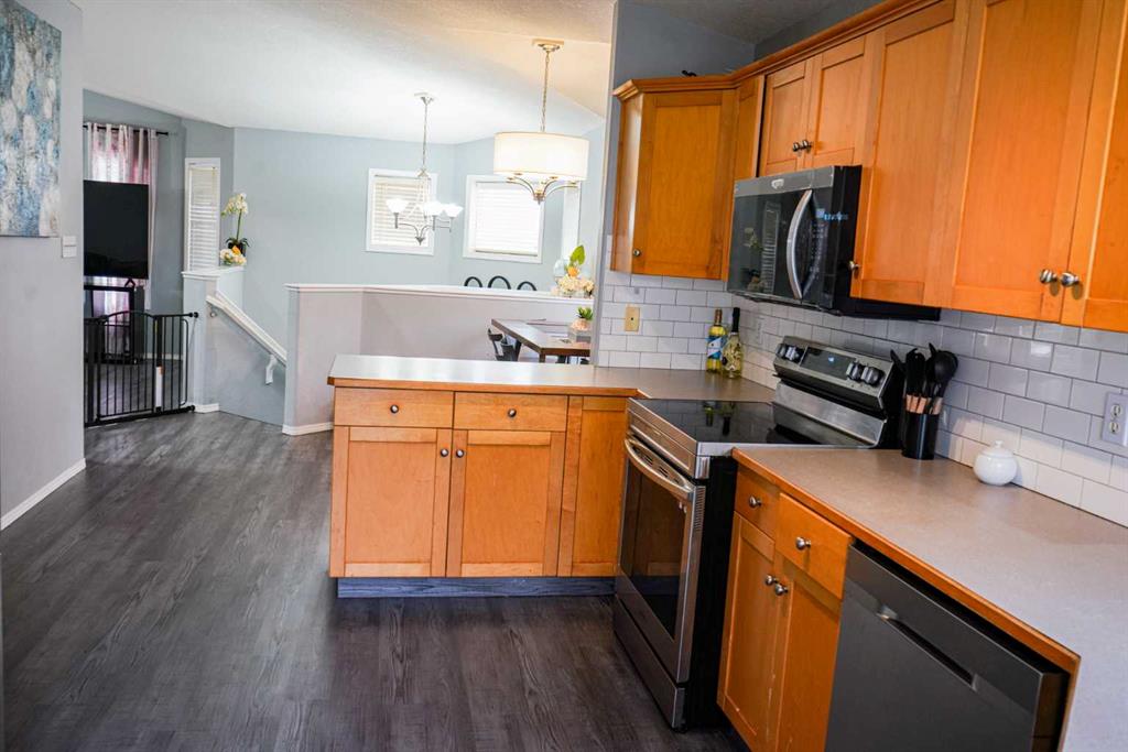 Picture for 149 Peigan Court W