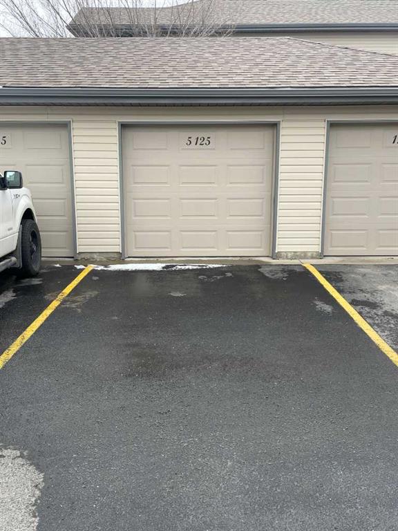 Picture for 5, 125 Silkstone Road W