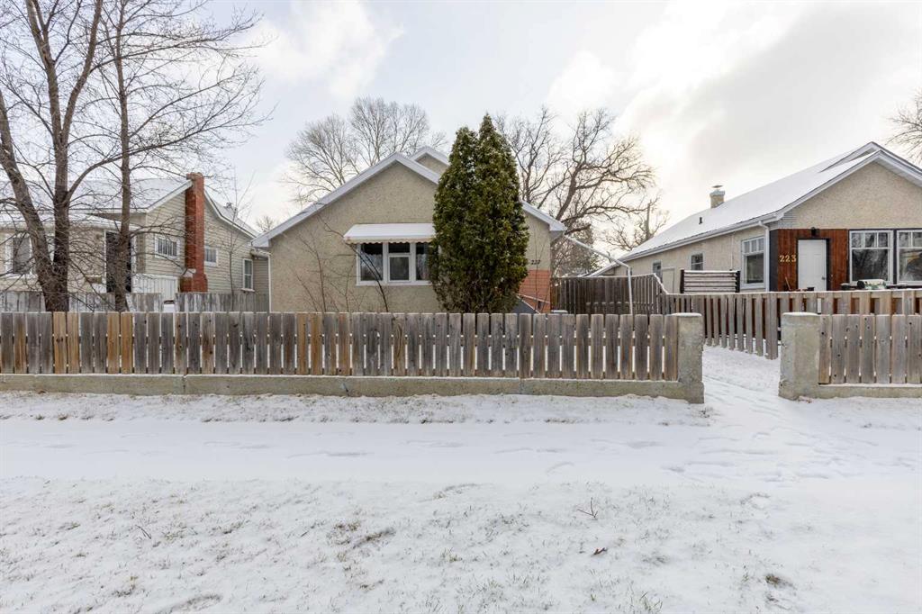 Picture for 227 19 Street N