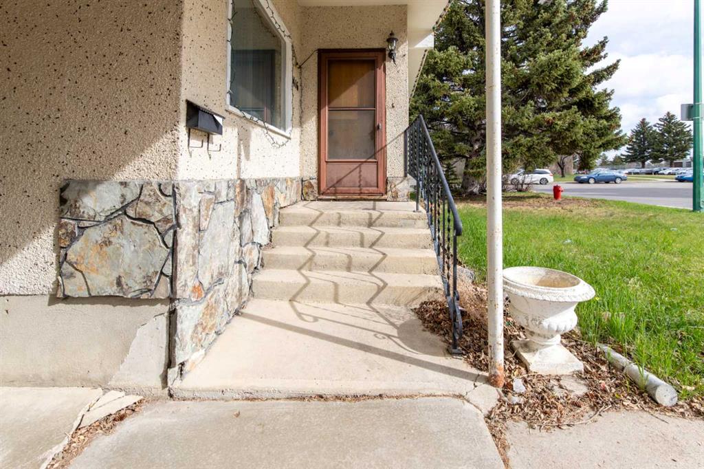 Picture for 1416 18 Street N