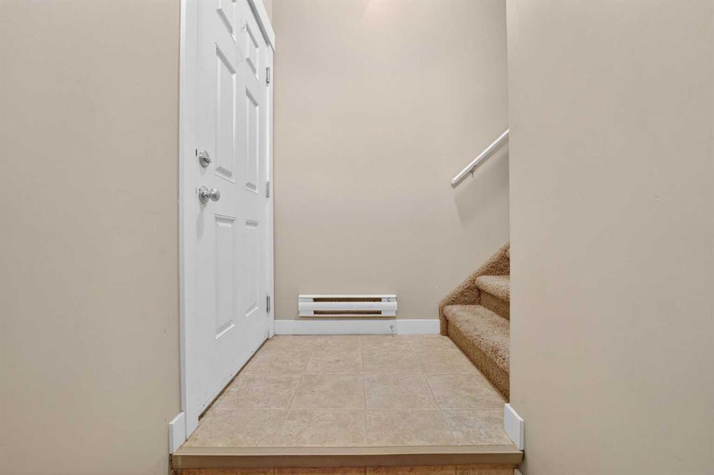 Picture for 1, 197 Silkstone Road W