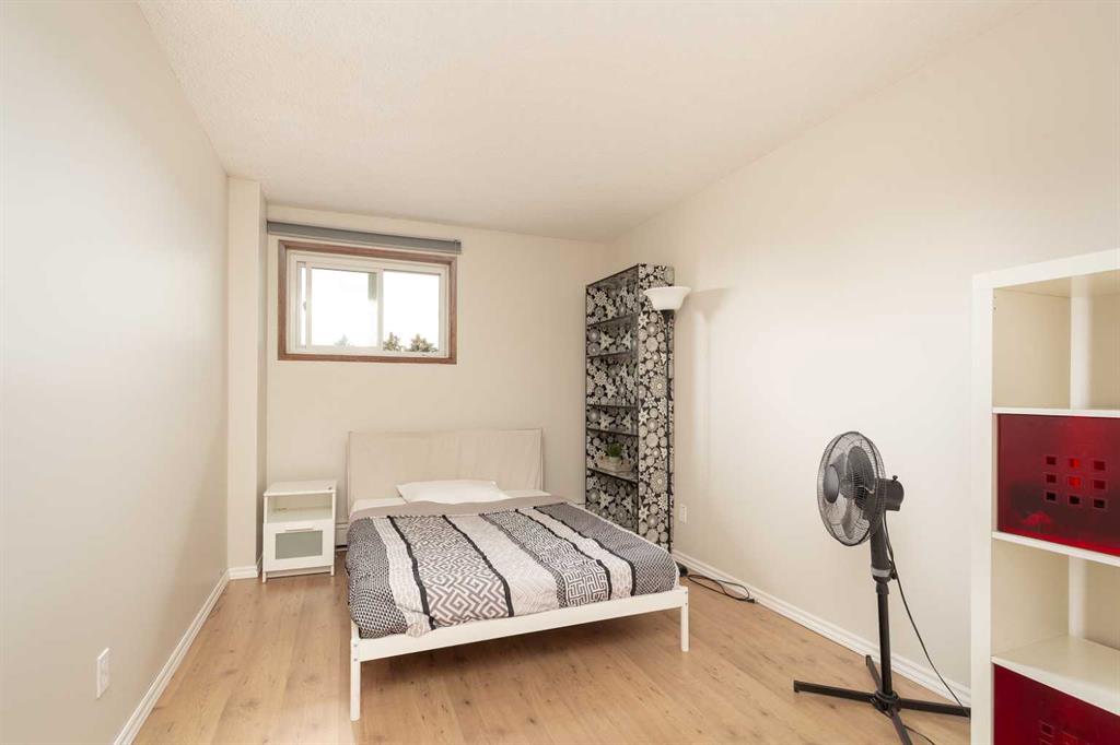 Picture for 419, 5 Berkeley Place W