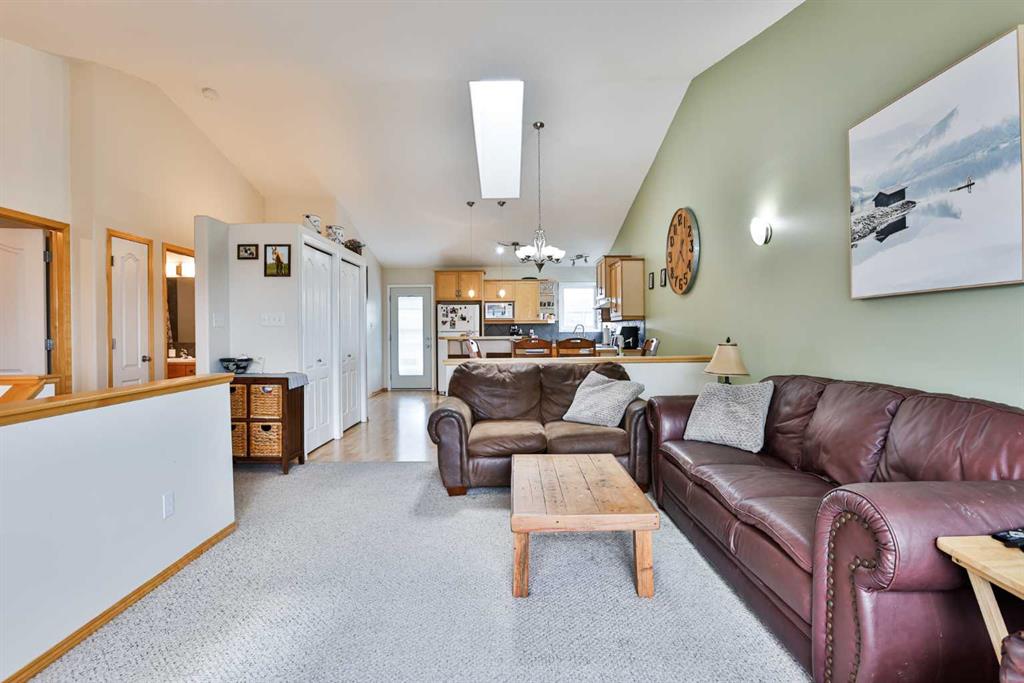 Picture for 709 Blackfoot Terrace W
