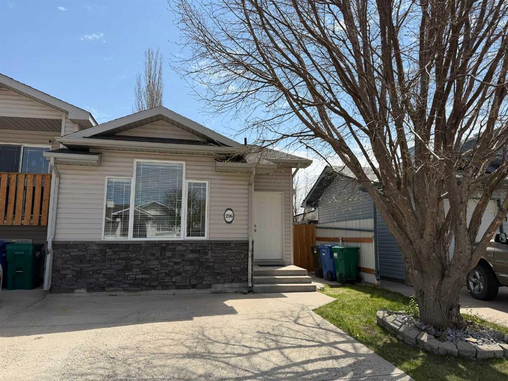 Picture for 296 Cougar Way N