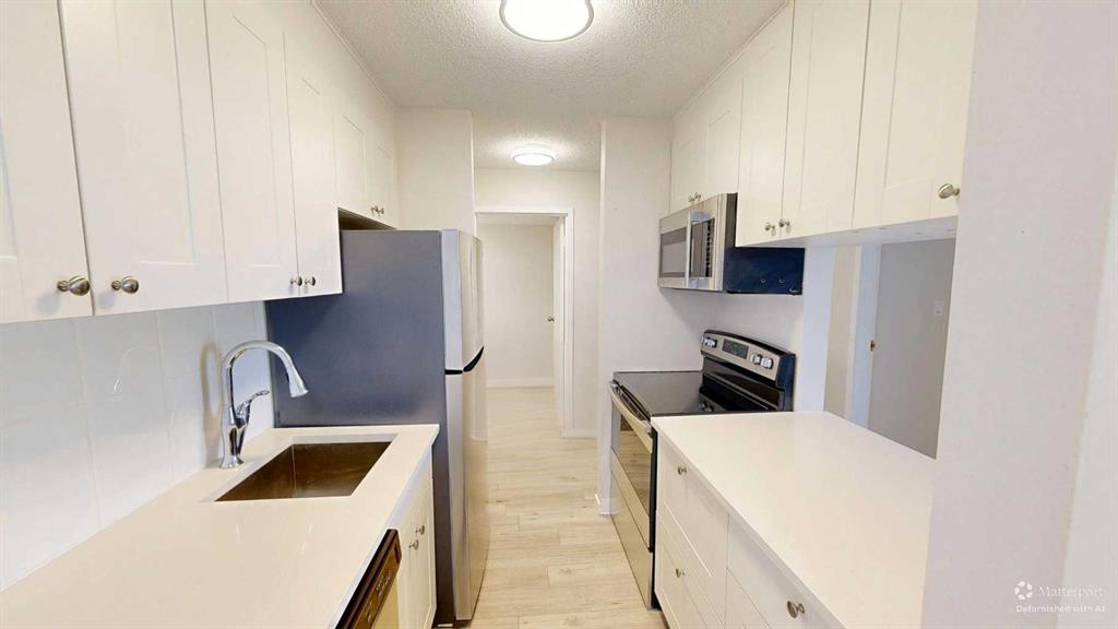 Picture for 202, 405 Columbia Boulevard W