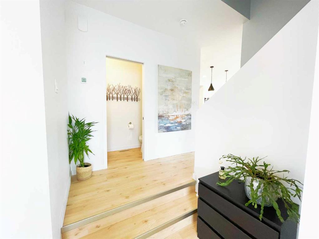 Picture for 4310 28 Avenue S