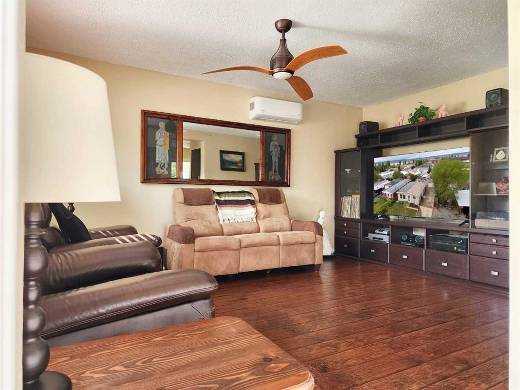 Picture for 18 WILLOW ROAD  