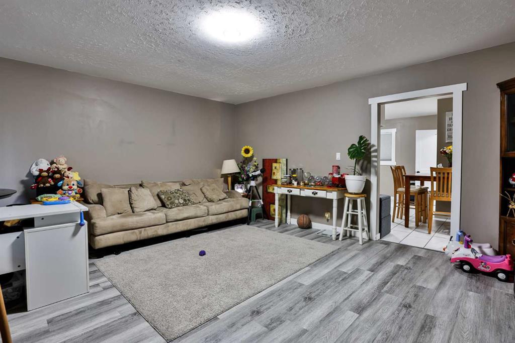 Picture for 311 18 Street N