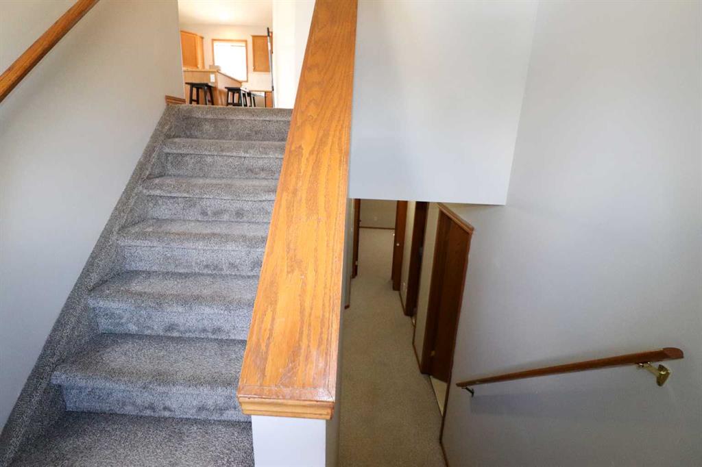 Picture for 210 Chilcotin Road W