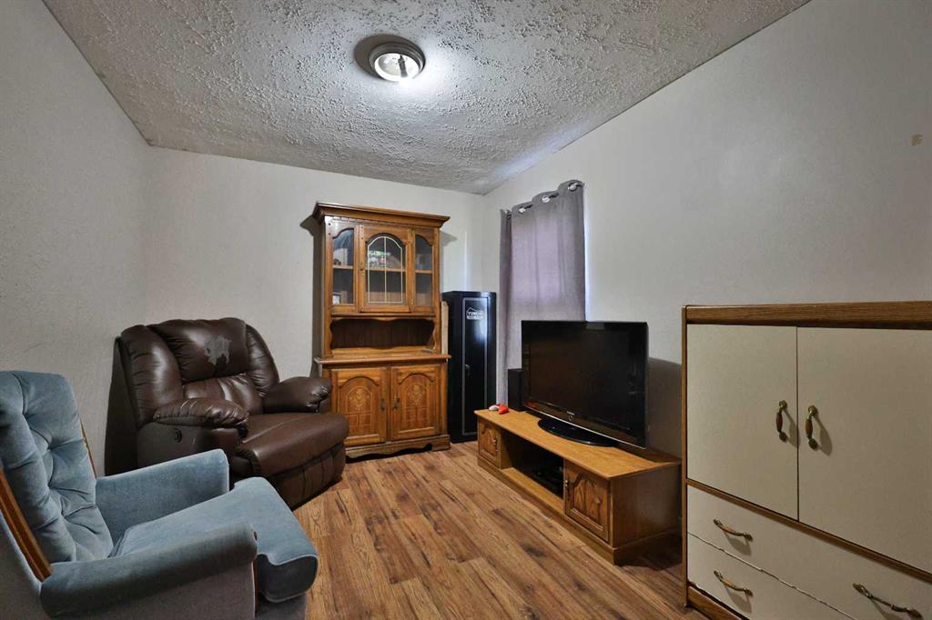 Picture for 54 8 Avenue W https://www.cirrealty.ca/reb/ldar/2/A2258122_14.jpg