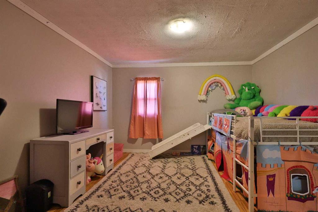 Picture for 54 8 Avenue W https://www.cirrealty.ca/reb/ldar/2/A2258122_15.jpg