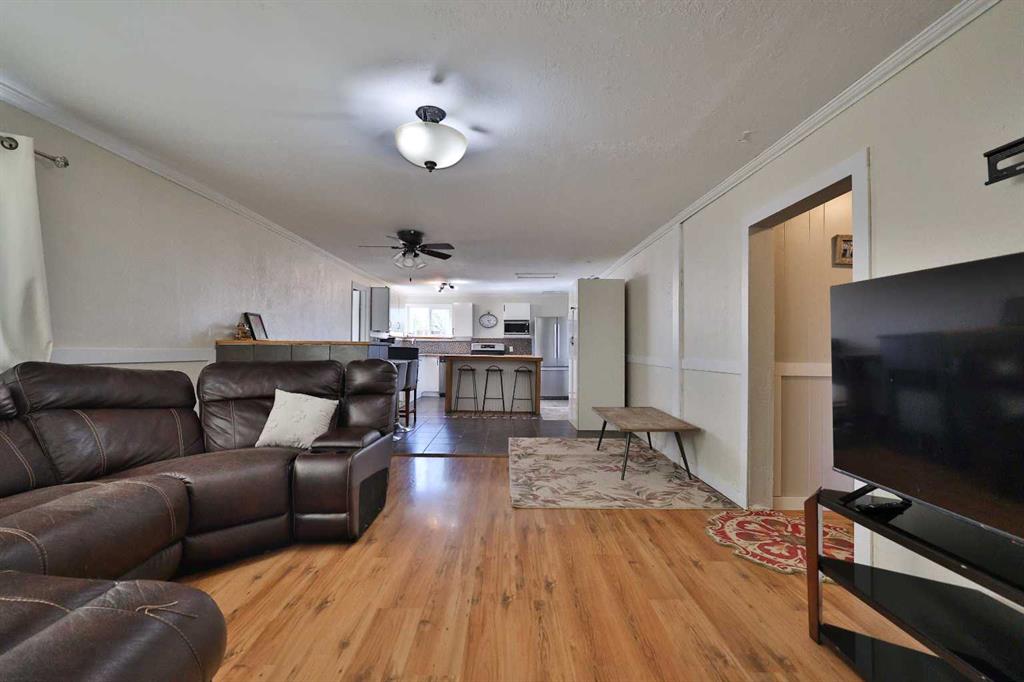 Picture for 54 8 Avenue W https://www.cirrealty.ca/reb/ldar/2/A2258122_4.jpg
