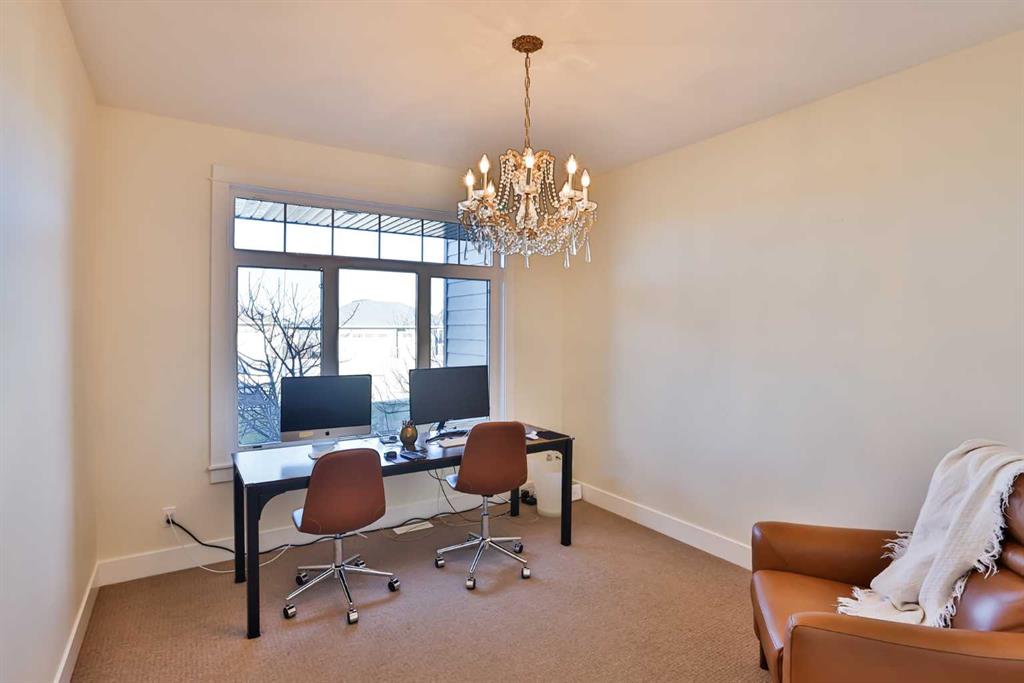 Picture for 804 Fairway Boulevard  https://www.cirrealty.ca/reb/ldar/2/A2259592_14.jpg