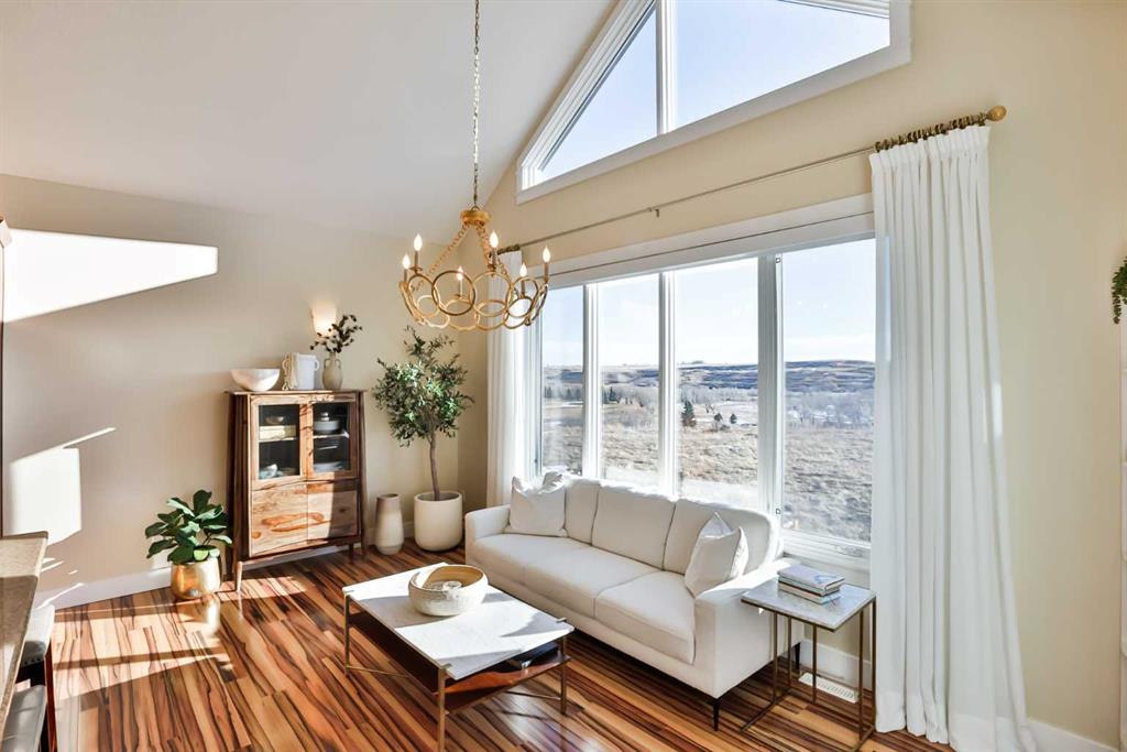 Picture for 804 Fairway Boulevard  https://www.cirrealty.ca/reb/ldar/2/A2259592_6.jpg