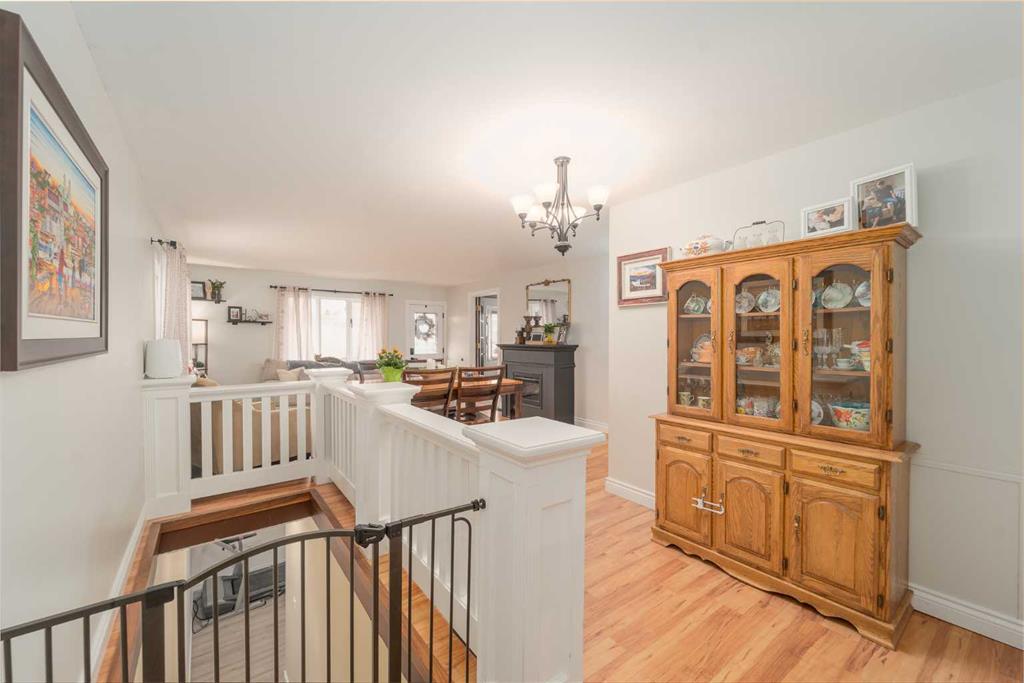 Picture for 5104 2 Street 