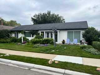 Picture for 1006 9 Street N