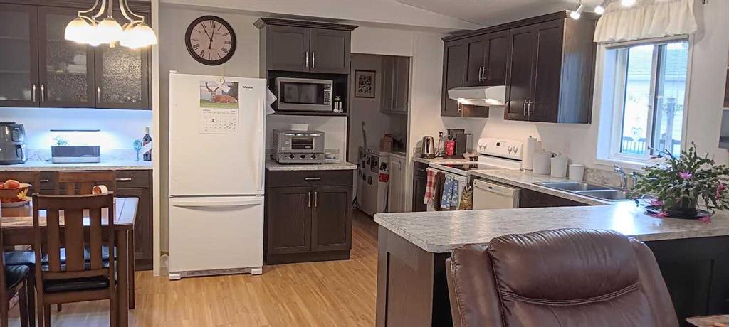 Picture for 2921 29 Street S