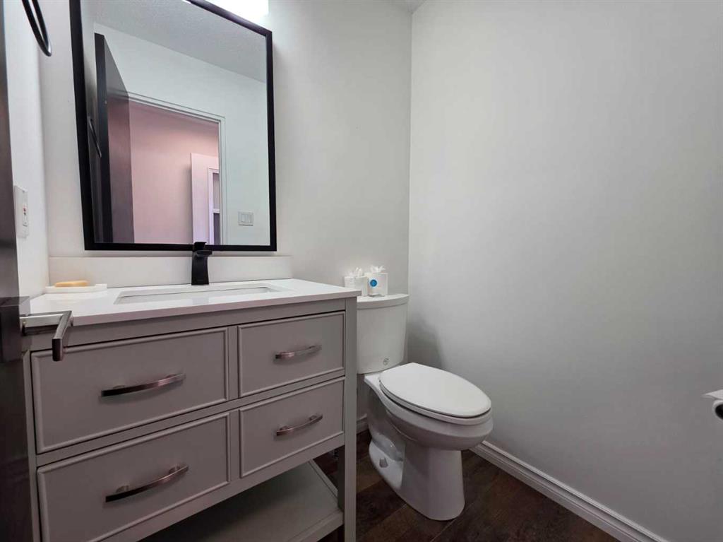 Picture for 22, 4025 Glacier Avenue S