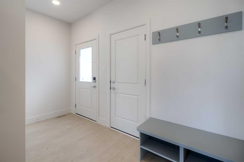 Picture for 4517 31 Avenue S