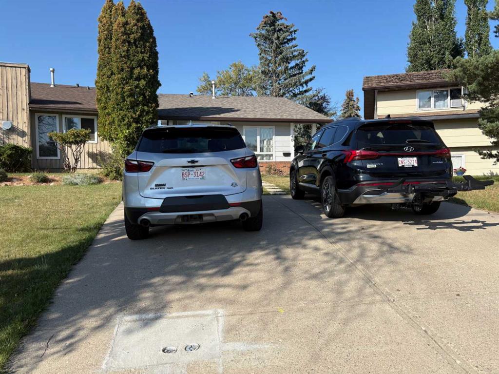 Picture for 40 Cayuga Crescent W