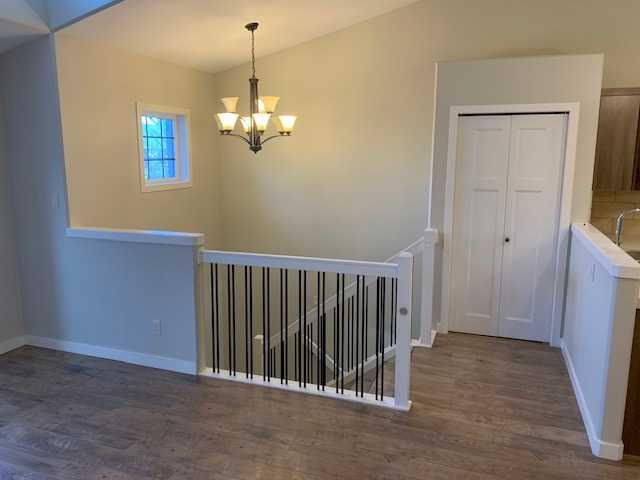 Picture for 165 Lynx Road N