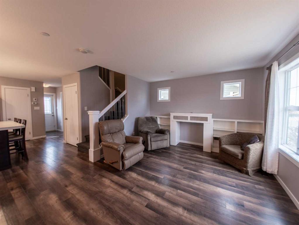 Picture for 569 Mary Cameron Crescent N