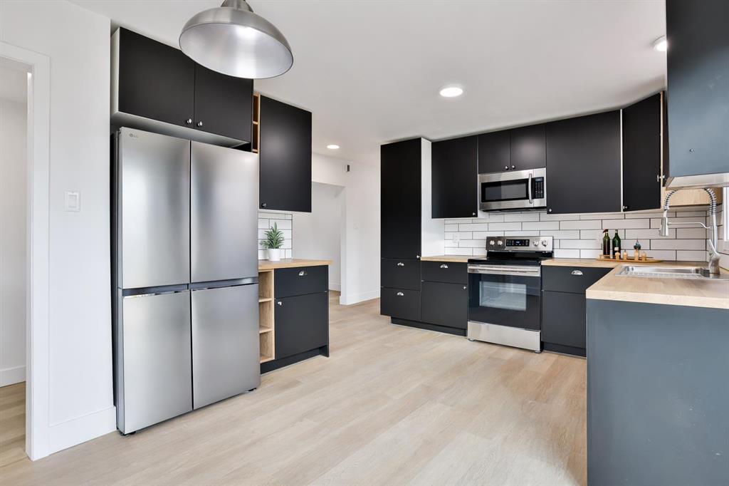 Picture for 605 21 Street N