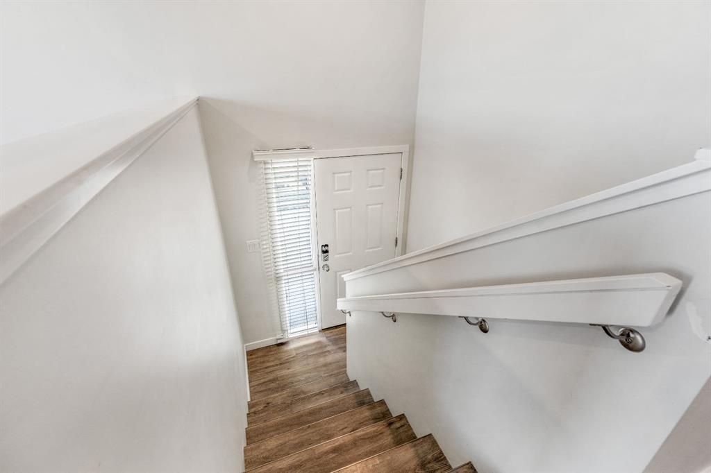 Picture for 4, 40 Cougar Cove N