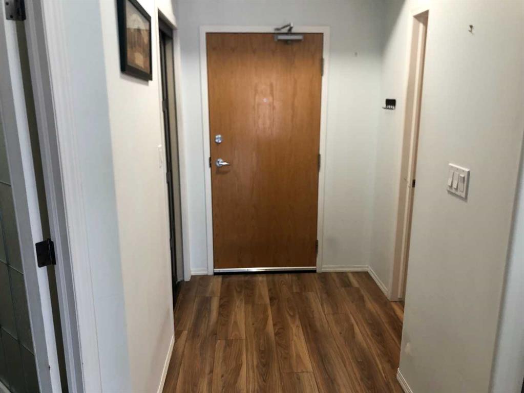 Picture for 474, 2020 32 Street S