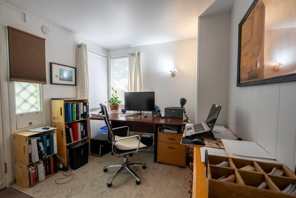 Picture for 1221 (1219A) 4 Avenue S