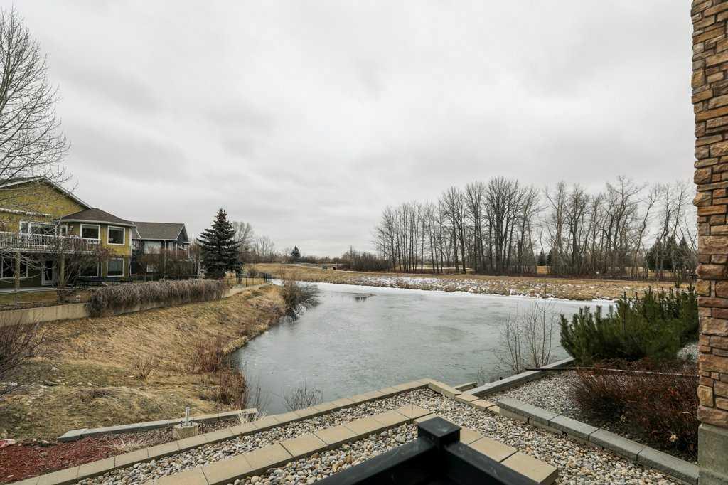 Picture for 102, 500 7 Street  NW