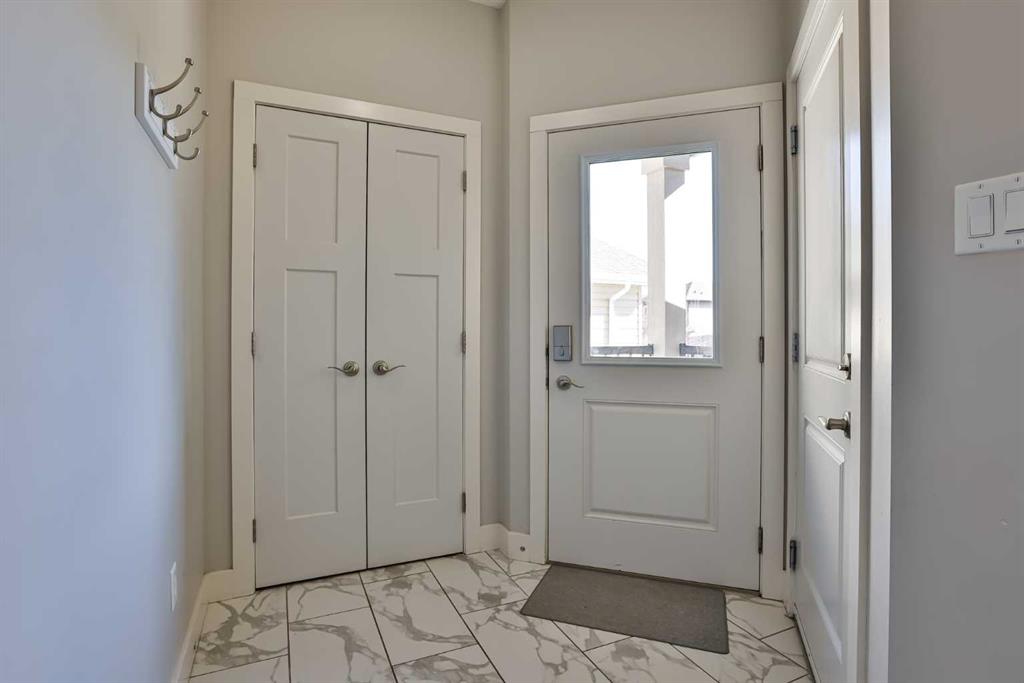 Picture for 522 Moonlight Lane W