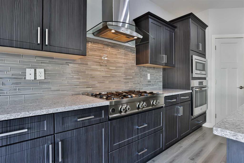 Picture for 522 Moonlight Lane W