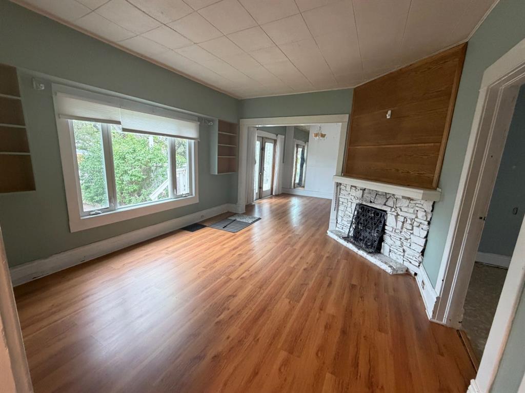 Picture for 370 18 ST  