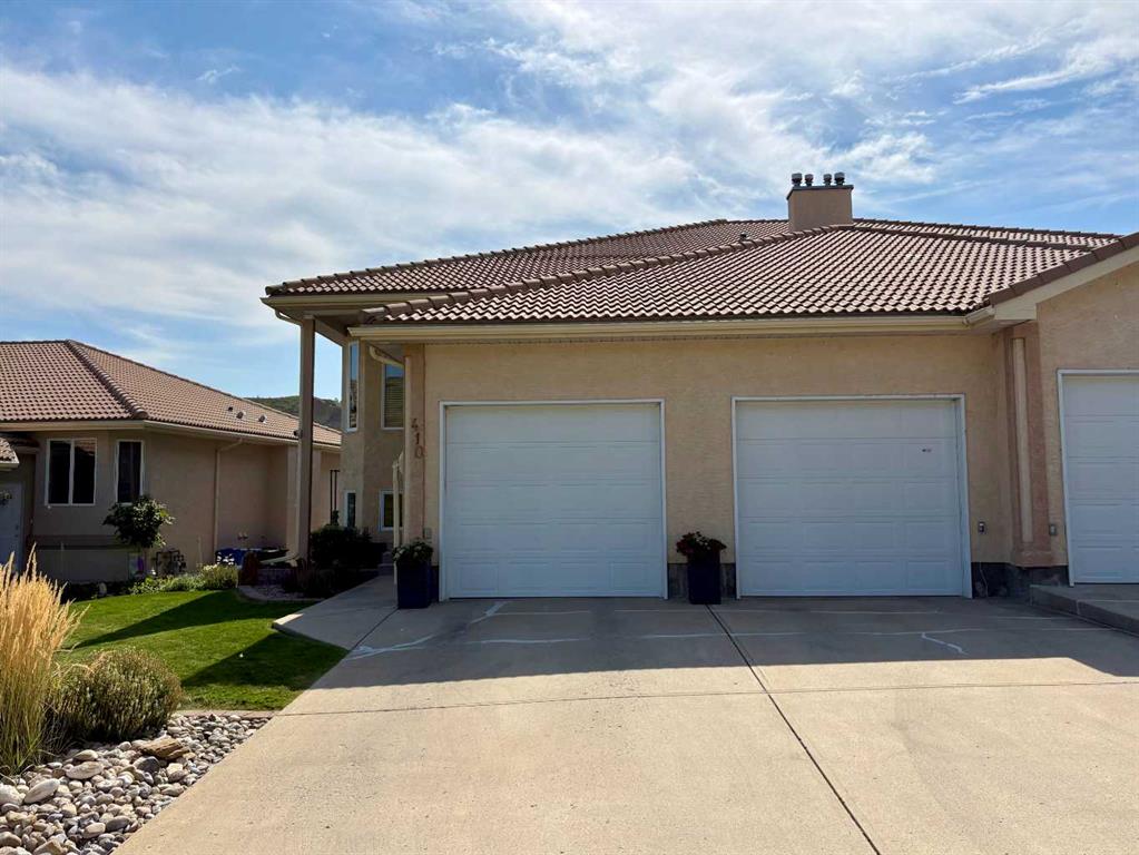Picture for B, 410 Canyon Boulevard W