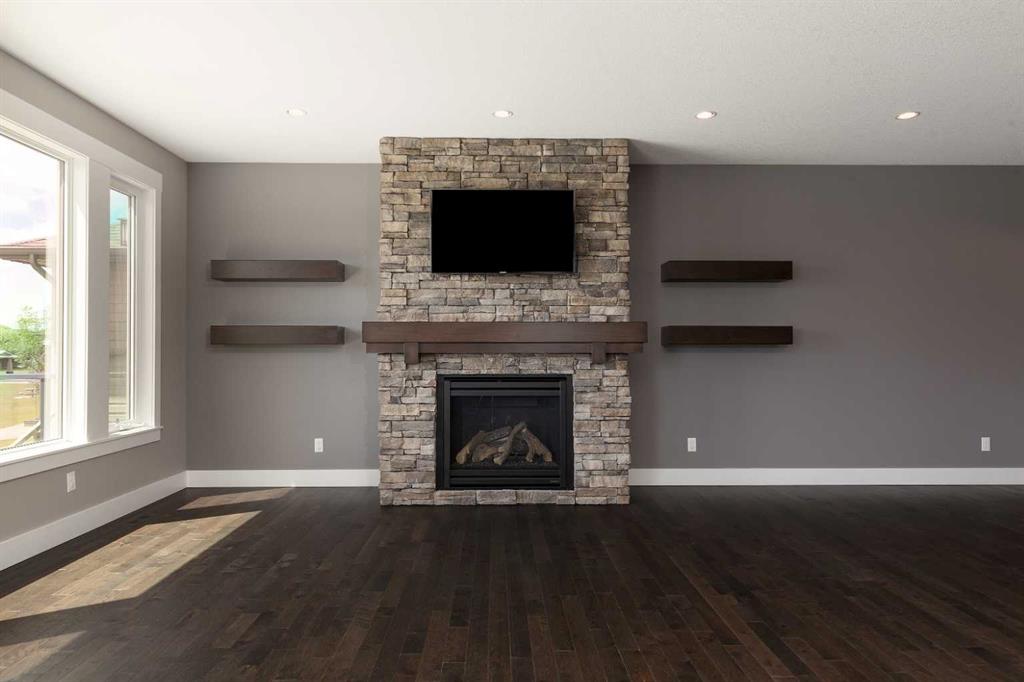 Picture for 788 Canyonview Close W