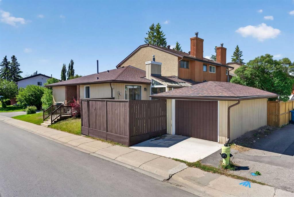 Picture for 204 Whiteridge Place NE