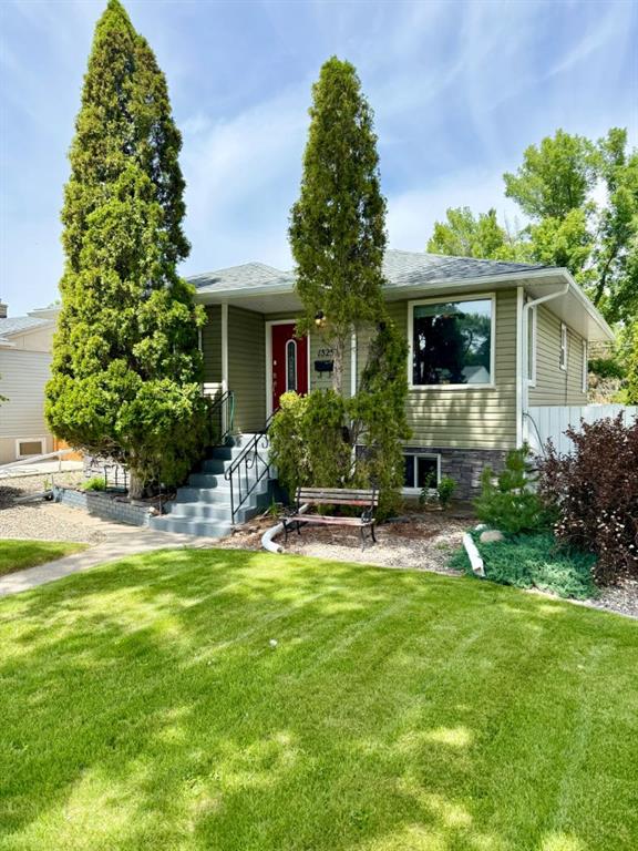 Picture for 1325 13 Avenue S