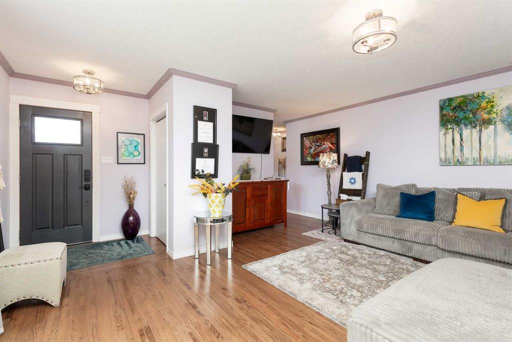 Picture for 1606 18 Street S