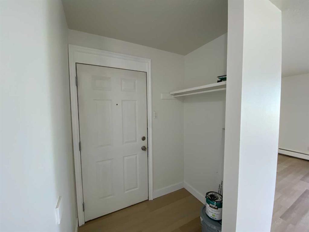 Picture for 3, 222 Mayor Magrath Drive N